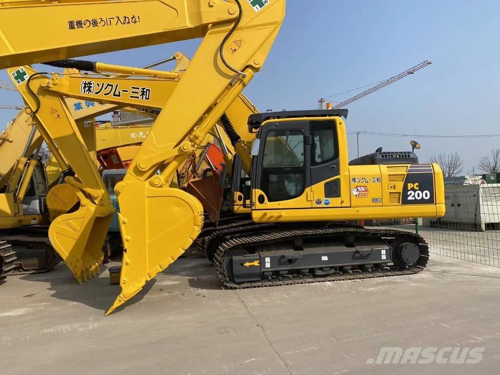 Komatsu PC 200-8 Pelle sur chenilles