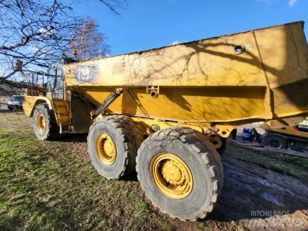 CAT 730 Tombereau articulé