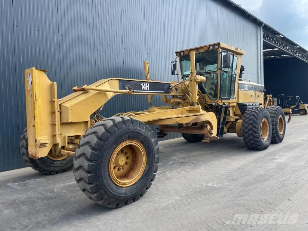 CAT 14H Niveleuse