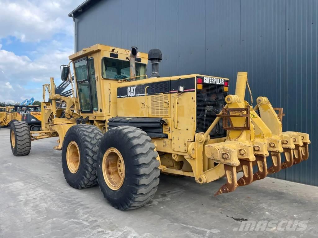 CAT 14H Niveleuse