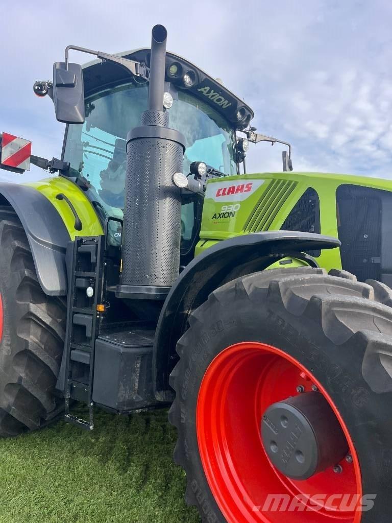CLAAS AXIO 930 Tracteur