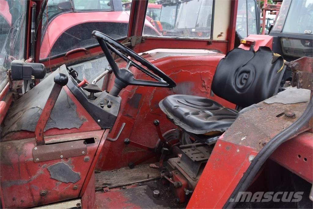 Case IH 844 A/S Tracteur