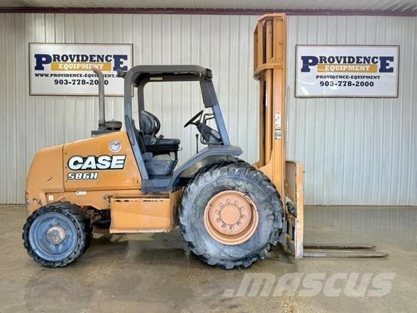 CASE 586H Chariot tout terrain