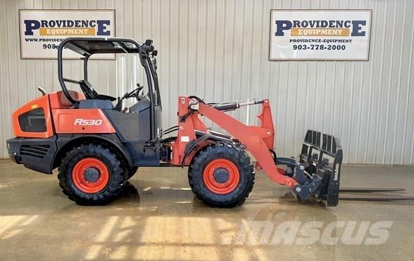 Kubota R530 Chargeuse sur pneus