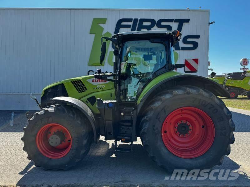 CLAAS AXION 870 Tracteur
