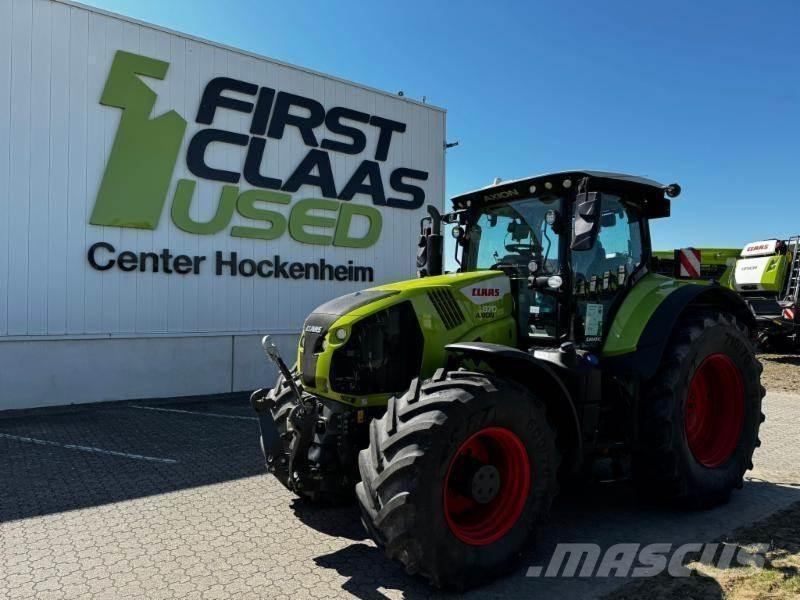 CLAAS AXION 870 Tracteur