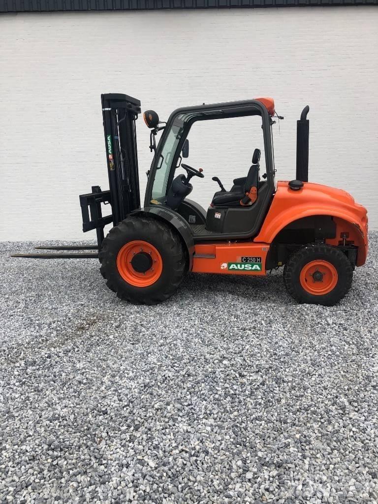 Ausa C 250 H X2 Chariots diesel