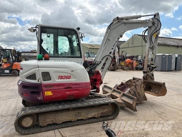 Takeuchi TB 260 Mini pelle < 7t