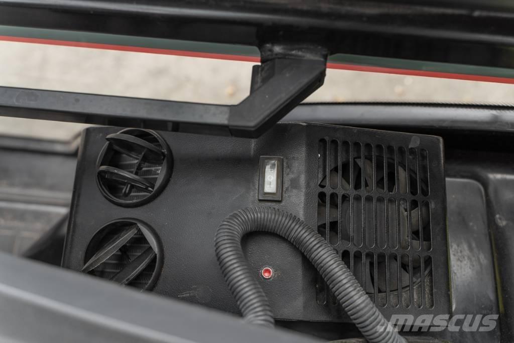 Manitou MI 30 D Chariots diesel