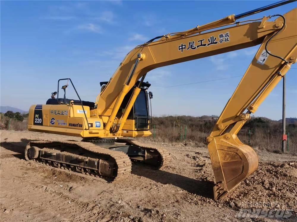 Komatsu PC 220-8 Pelle sur chenilles