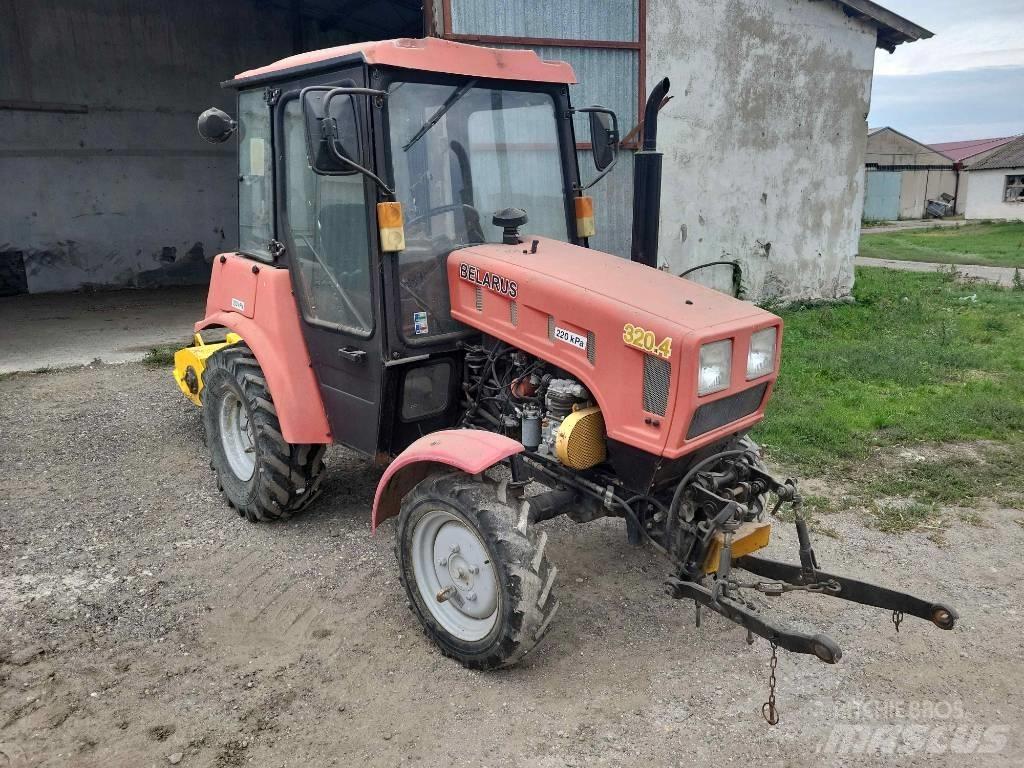 Belarus 320.4 Tracteur