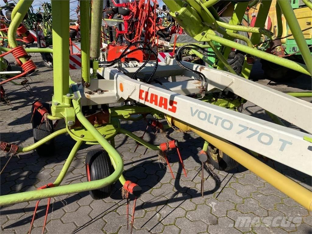 CLAAS Volto 770 T Rateau faneur