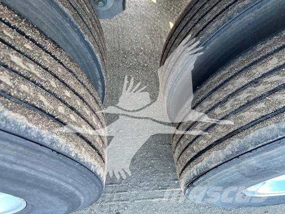 Utility 3000R Semi remorque frigorifique