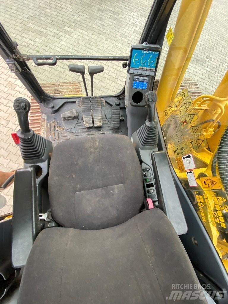 Komatsu PC 210 LC-8 Pelle sur chenilles