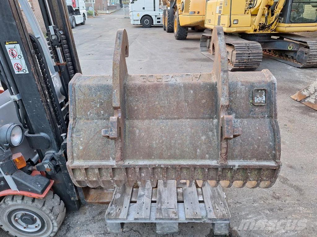 Komatsu PC130-6K Pelle sur chenilles