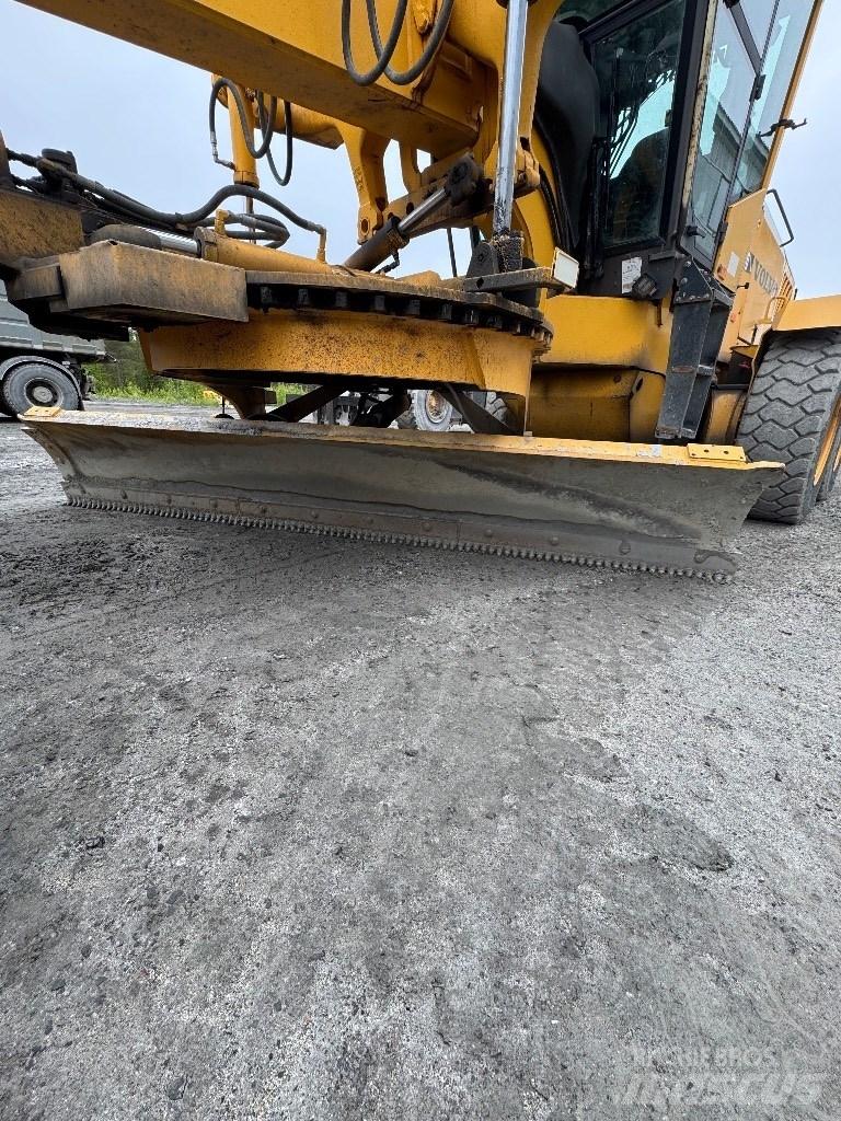 Volvo G 930 Niveleuse