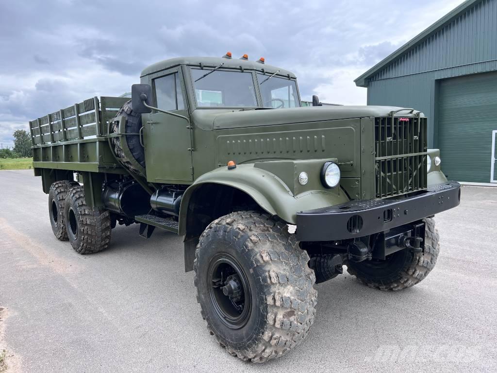 Kraz 255 B Camion treuil