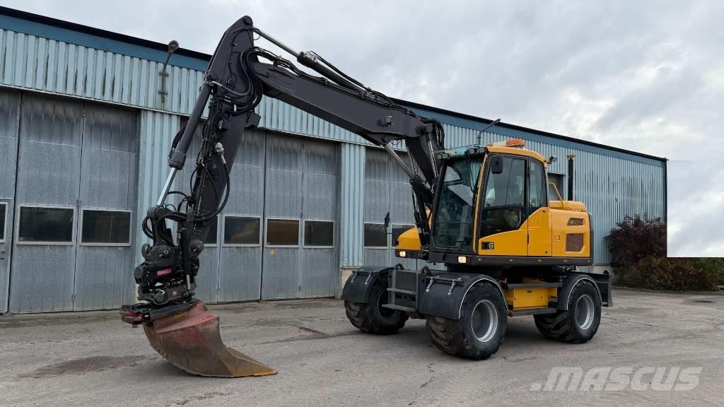 Volvo EW 140 D Pelle sur pneus
