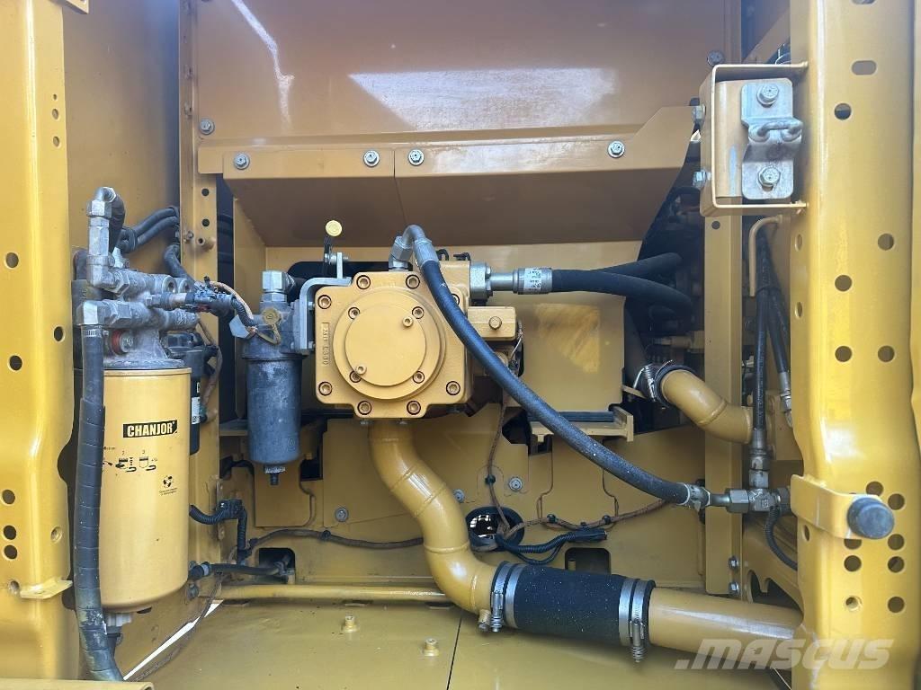 CAT 320 GC Pelle sur chenilles