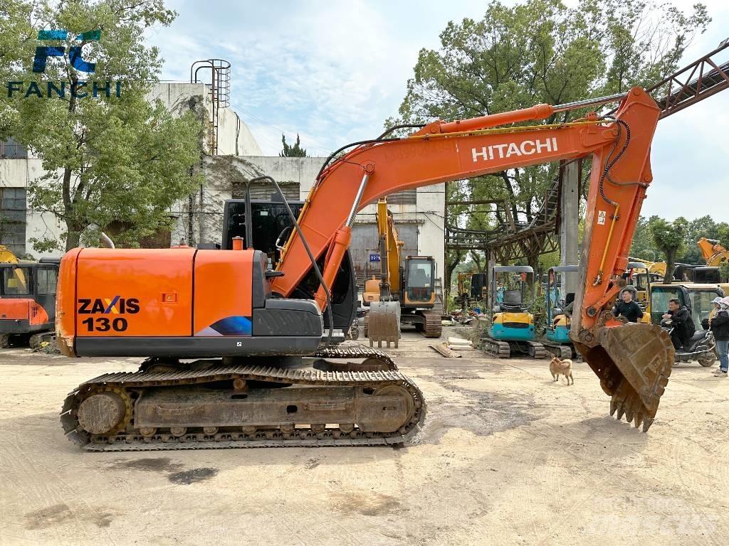 Hitachi ZX 130 Pelle sur chenilles