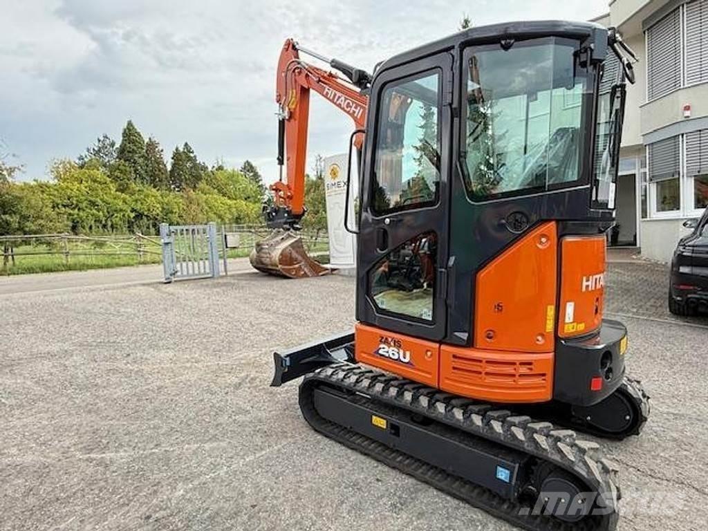 Hitachi ZX26 U-6 Mini pelle < 7t