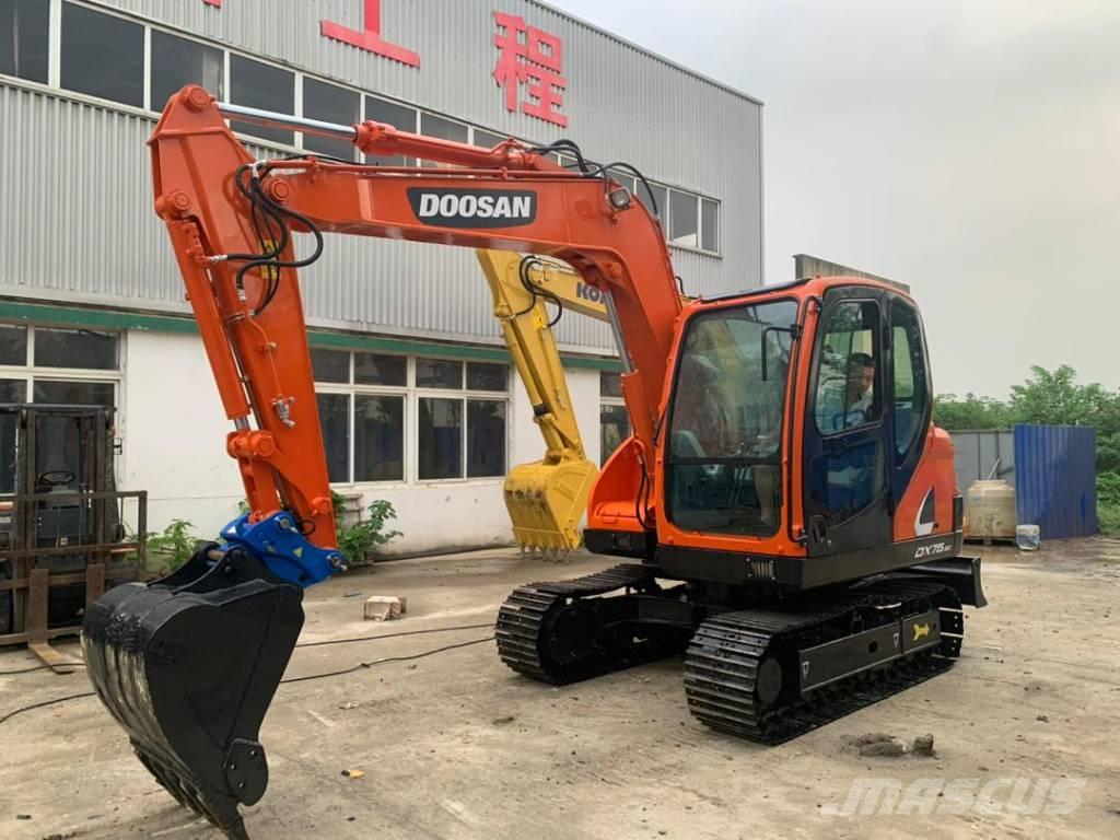 Doosan DX 75-9 C Mini pelle 7t-12t