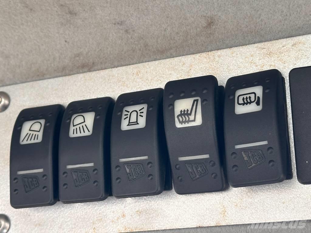 JCB 426 E Chargeuse sur pneus