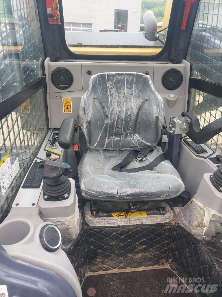 XCMG XC 7-TV12 Chargeuse compacte
