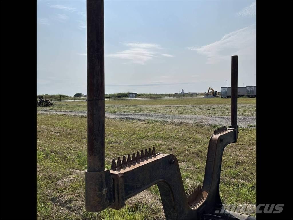 John Deere 1510E Autres accessoires pour matériel forestier