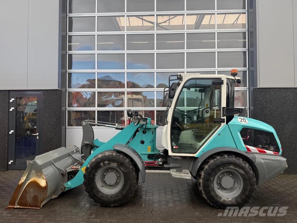 Liebherr L506C Chargeuse sur pneus
