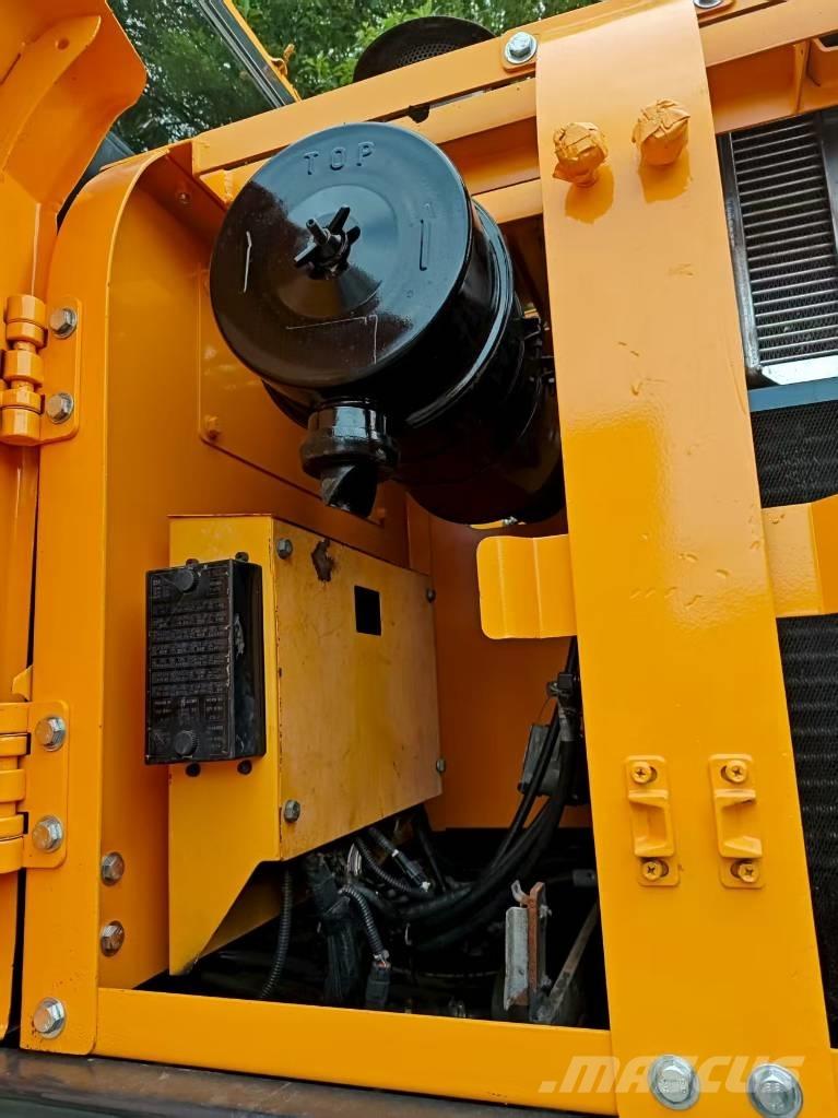 Hyundai r210w-9 Pelle sur pneus