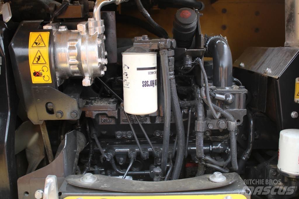 Komatsu PC 70-8 Mini pelle < 7t