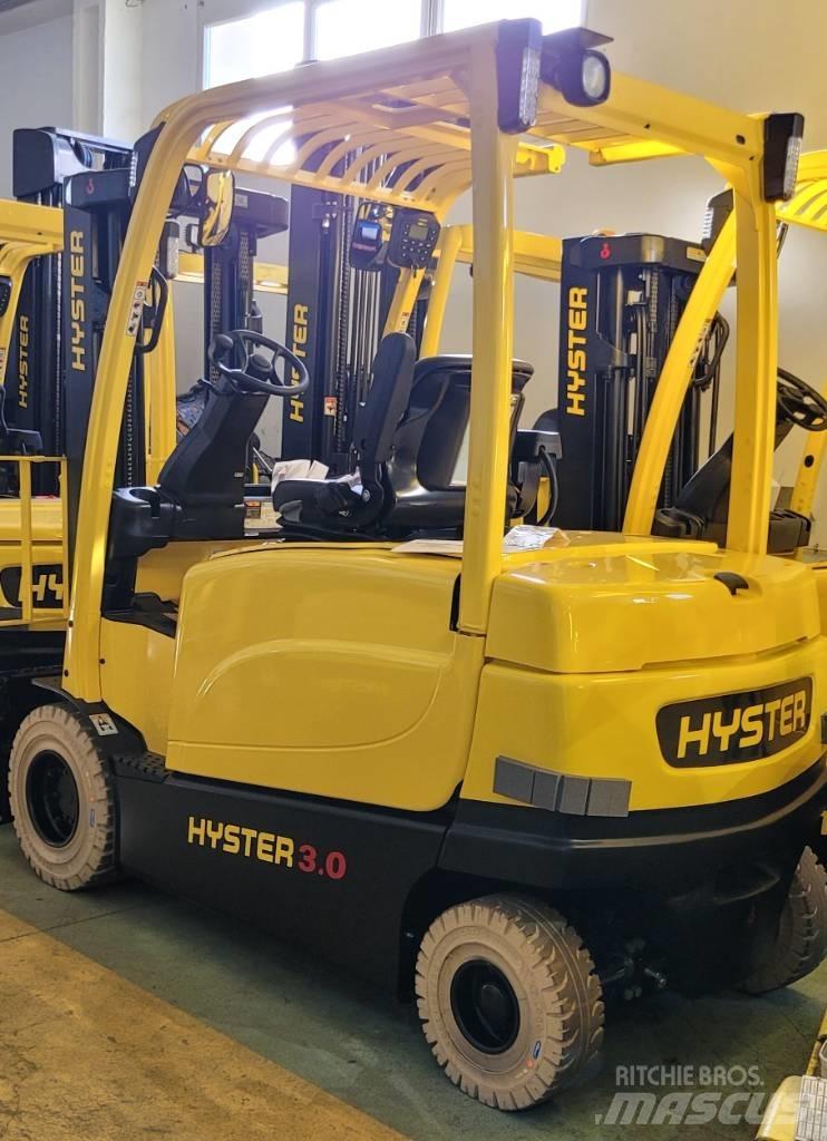 Hyster J3.0XN Chariots élévateurs électriques
