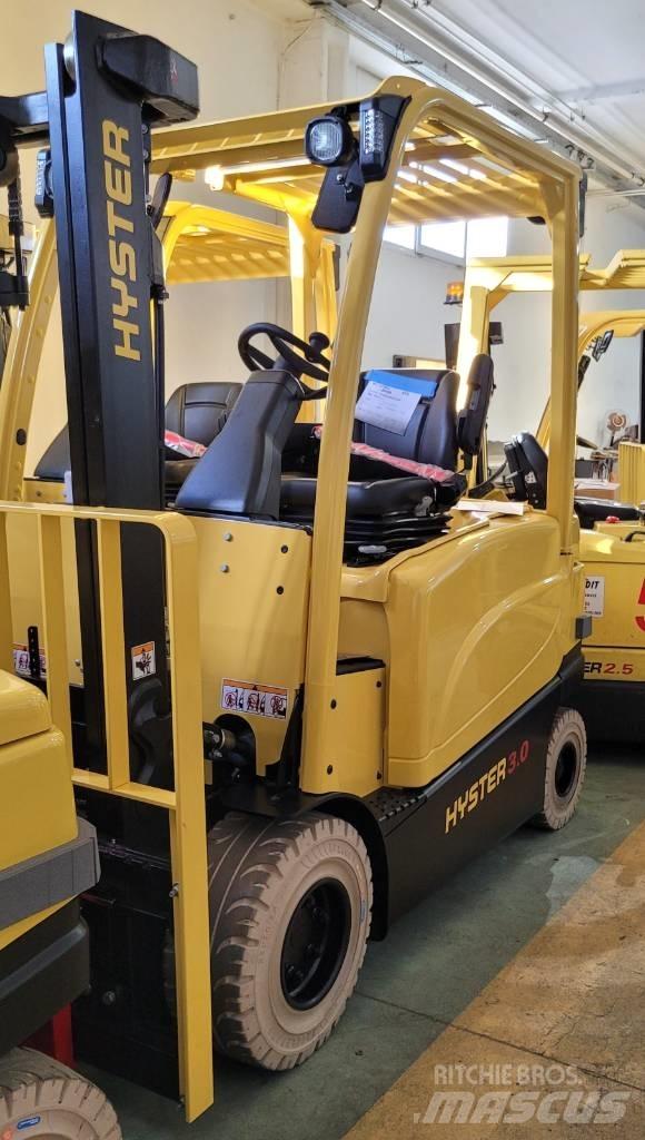Hyster J3.0XN Chariots élévateurs électriques