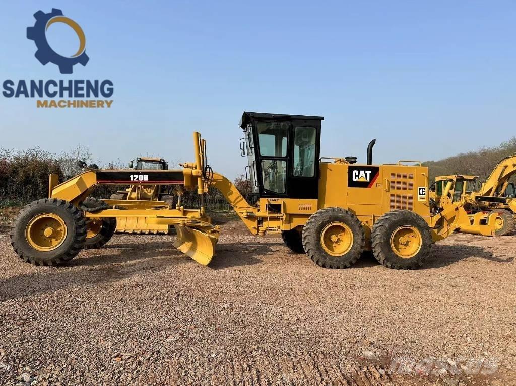 CAT 120H Niveleuse