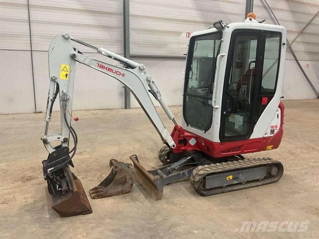 Takeuchi TB 216 Mini pelle < 7t