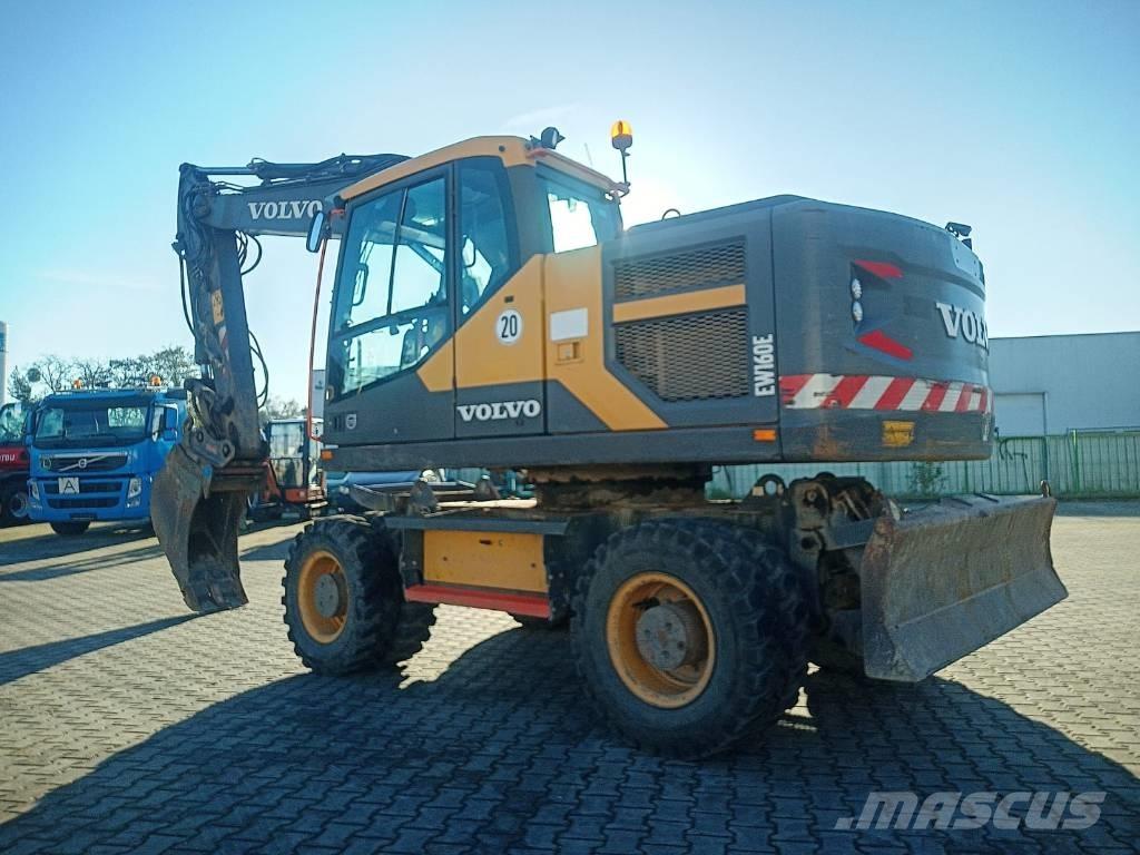 Volvo EW 160 E Pelle sur pneus
