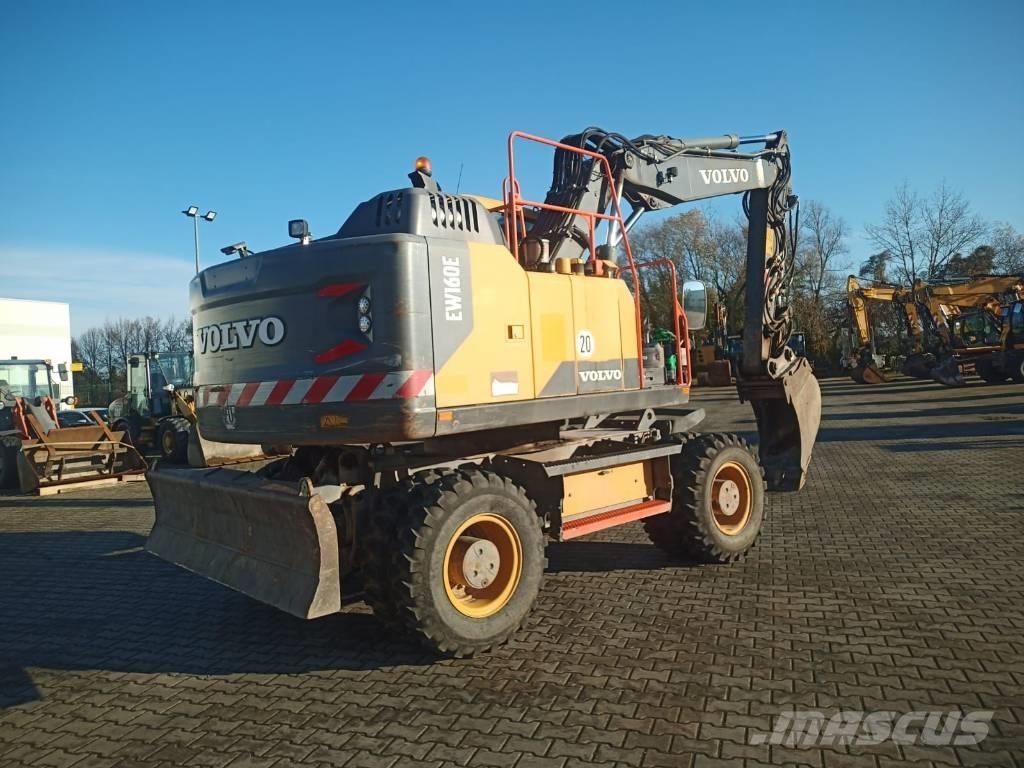 Volvo EW 160 E Pelle sur pneus