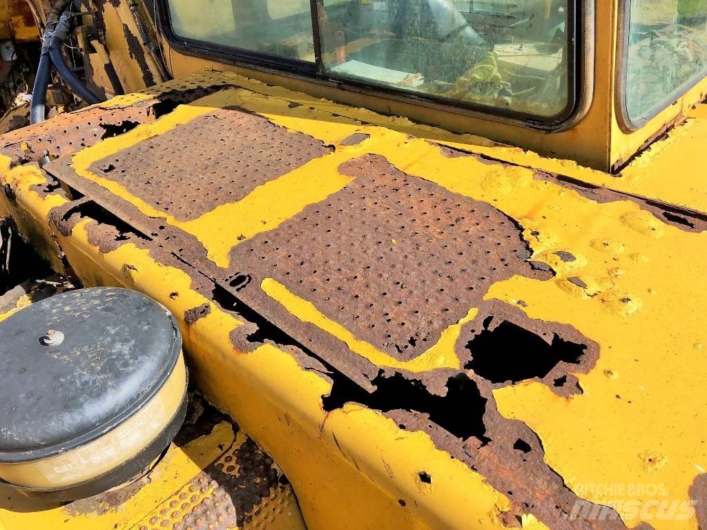 CAT 613 C Scraper
