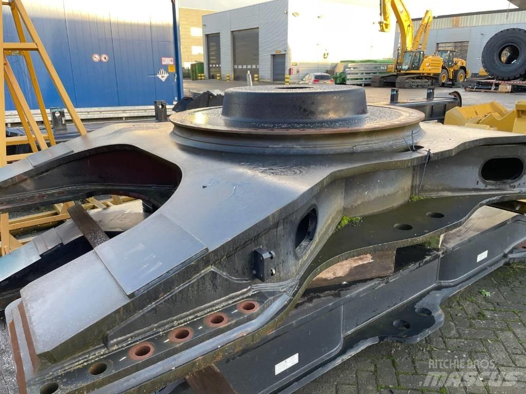 CAT 374 F L Châssis et suspension