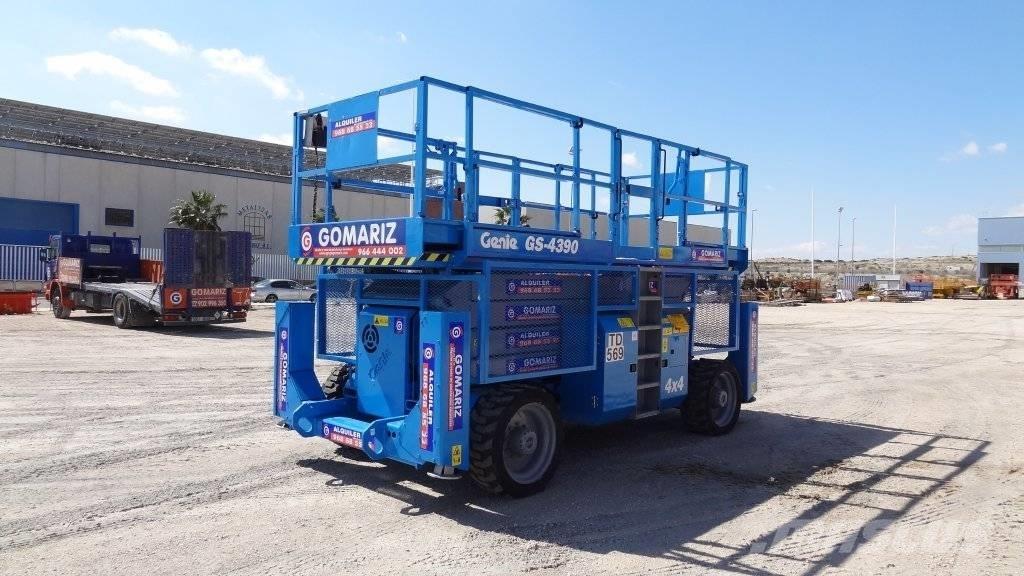 Genie GS 4390 RT Nacelle ciseaux