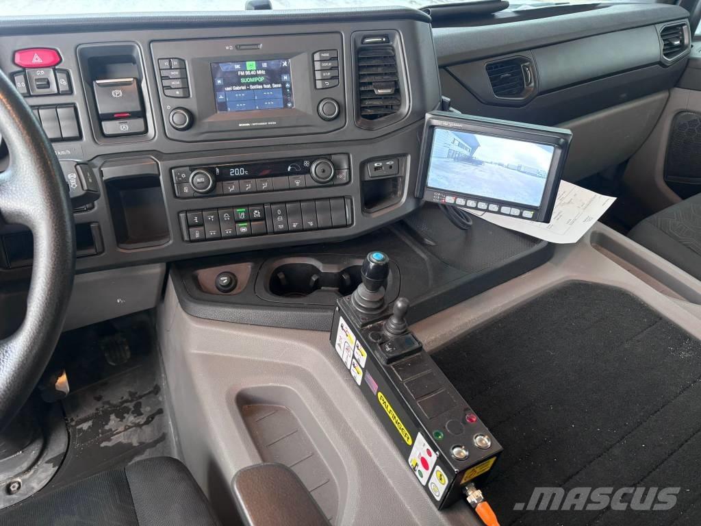 Scania P 360 Camion ampliroll