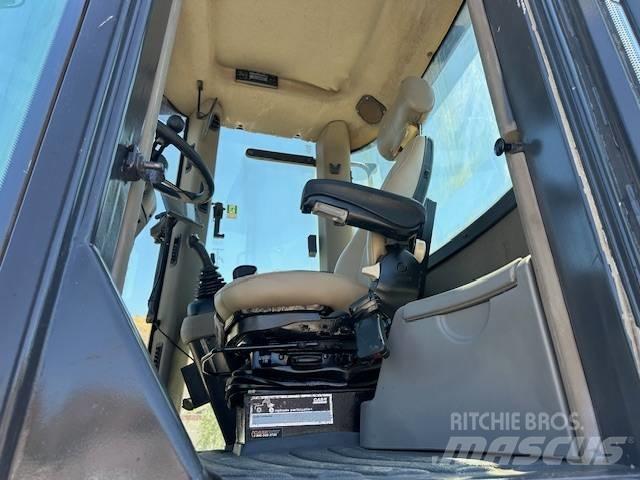 CASE 621 F XT Chargeuse sur pneus