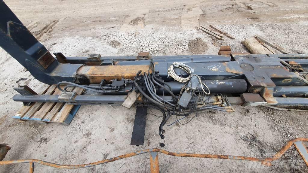  HOOKLIFT    5910MM Camion benne