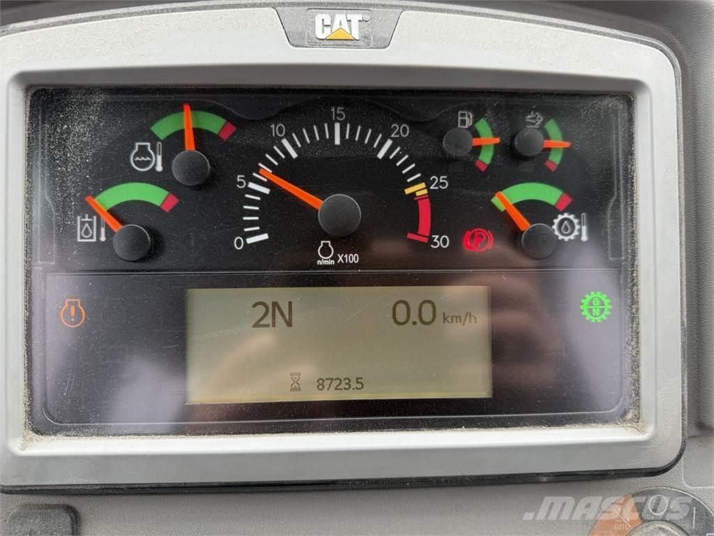 CAT 980M Chargeuse sur pneus