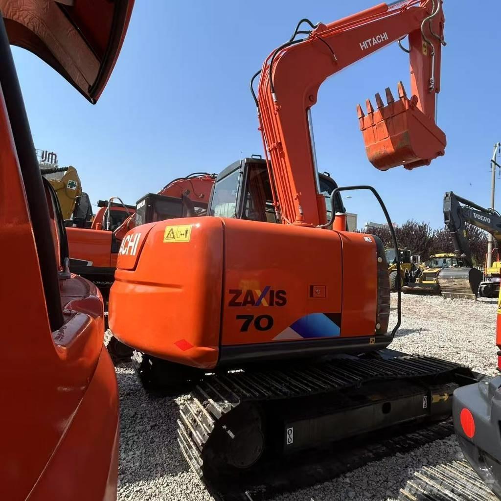 Hitachi ZX 70 Pelle sur chenilles