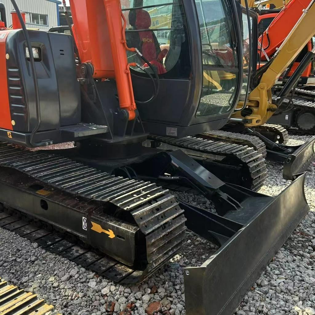 Hitachi ZX 70 Pelle sur chenilles