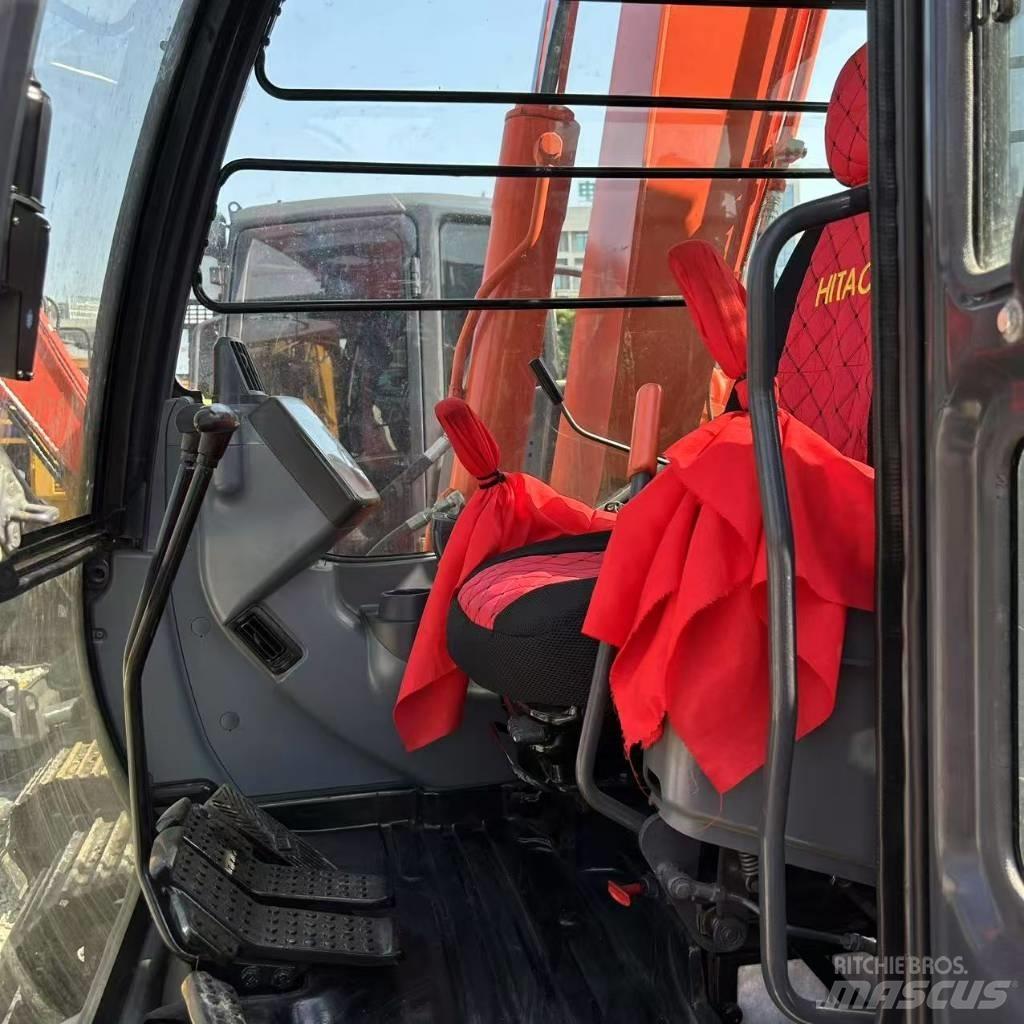 Hitachi ZX 70 Pelle sur chenilles