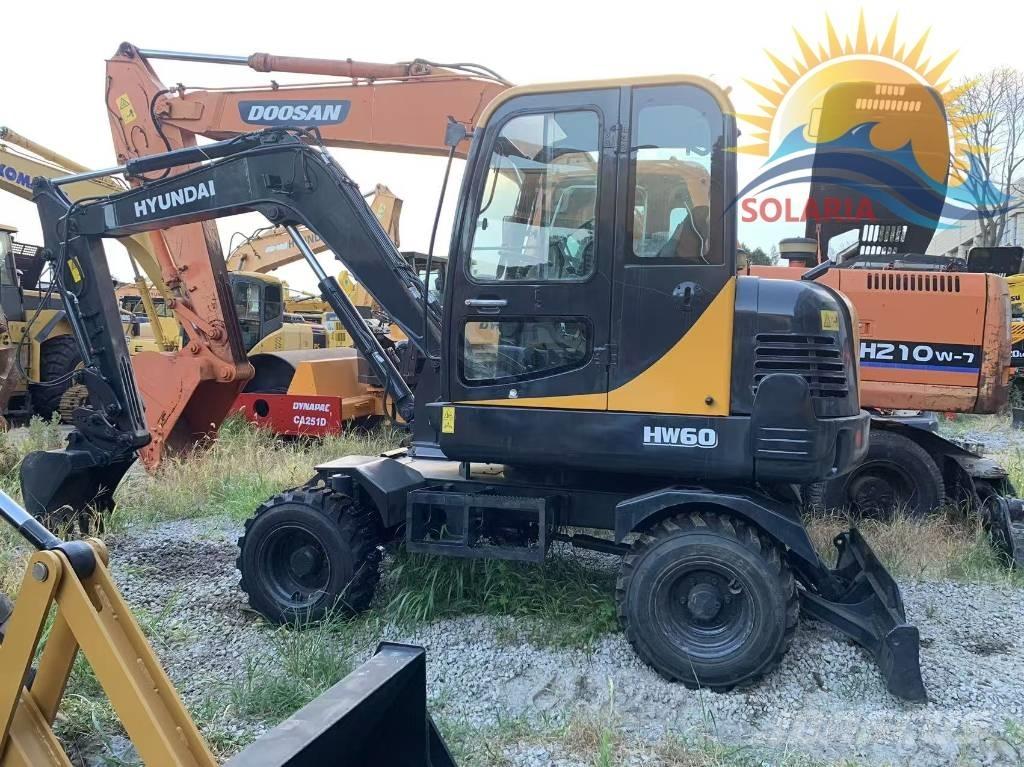 Hyundai HW 60 Pelle sur pneus