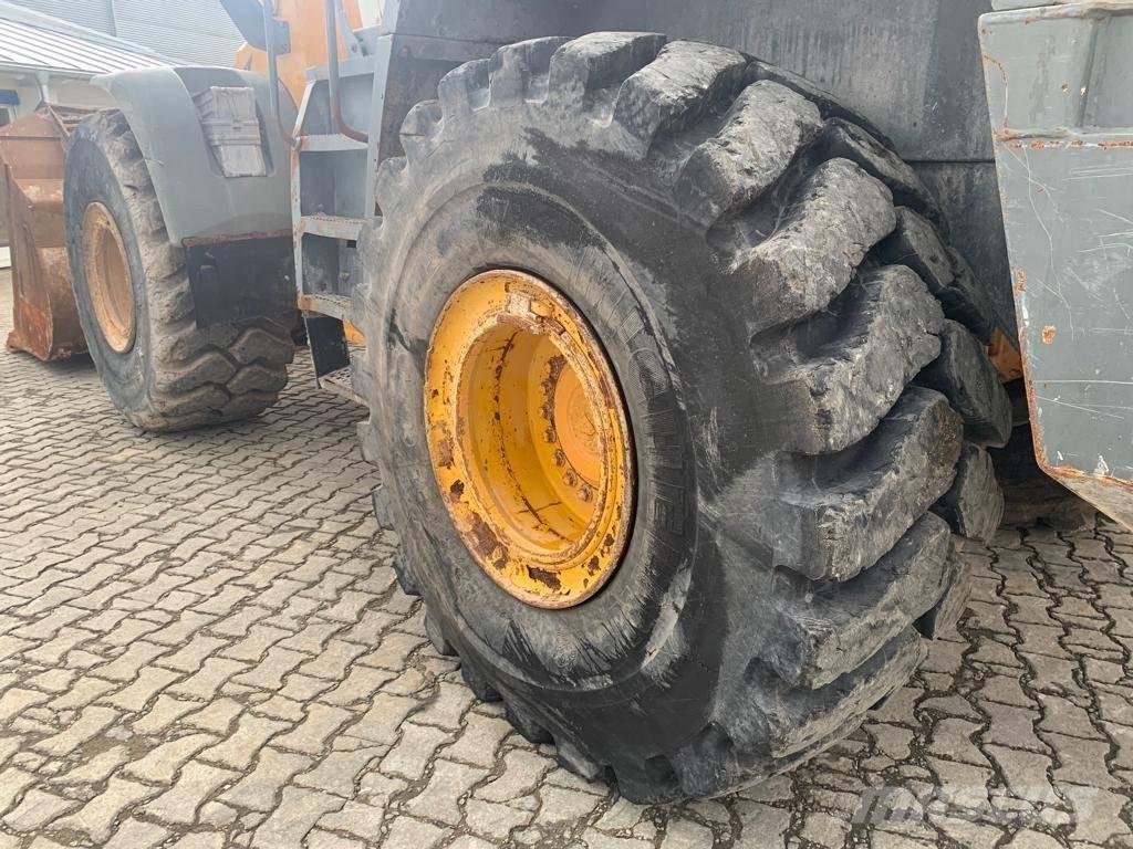 Liebherr L 576 Chargeuse sur pneus